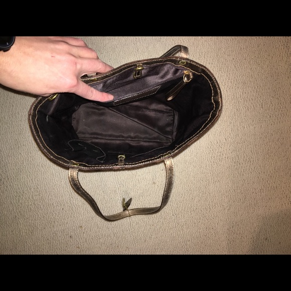 Coach Tote - Picture 4 of 4